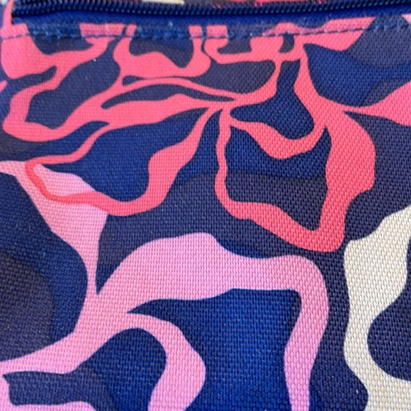 Vera Bradley Make up Case Navy Magenta - Picture 2 of 6